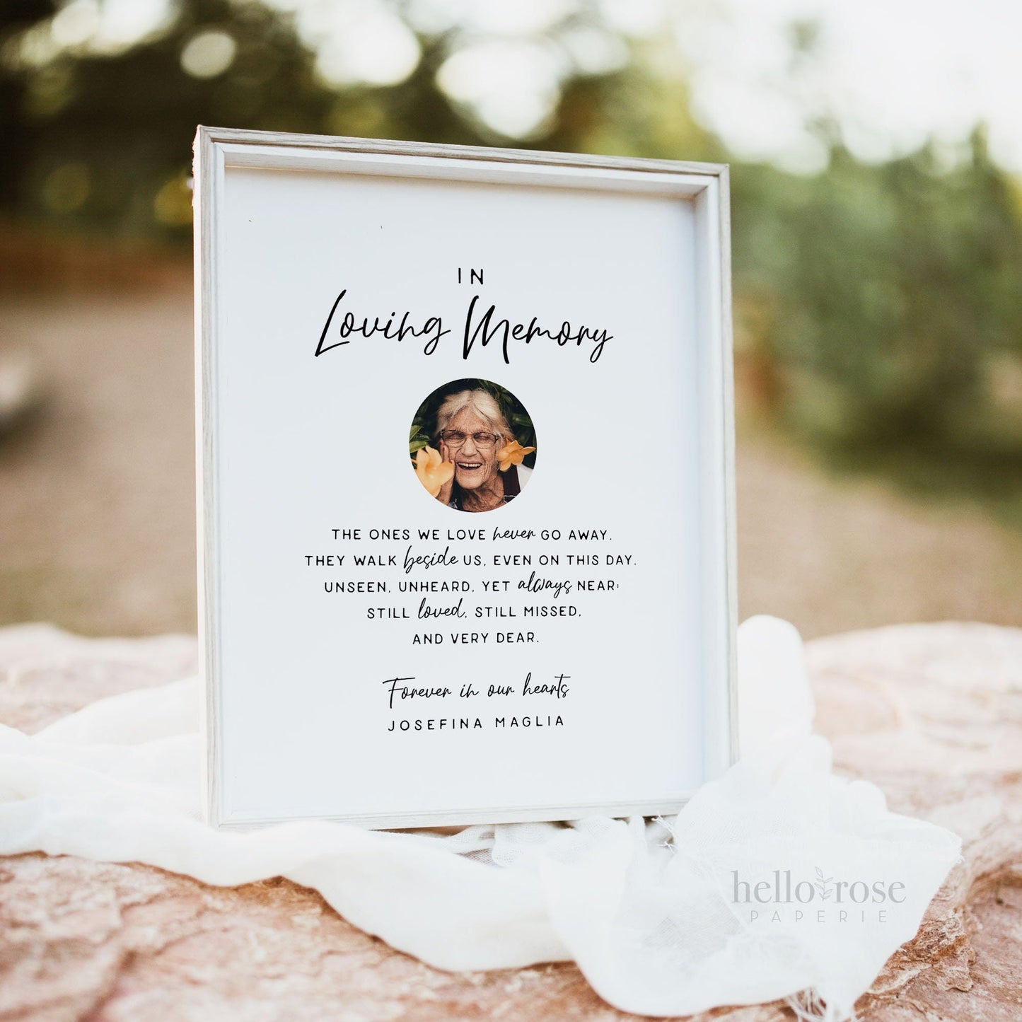 In Loving Memory Personalized PRINTABLE Sign with Photos. Minimalist Memorial Wedding Photo Table Sign . In Memory . Digital Download Poster